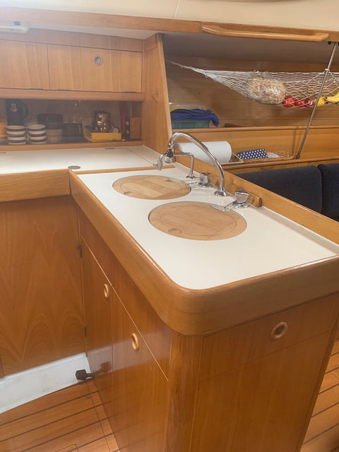 BENETEAU OCENIS 350 LOCATION SANS CAPITAINE