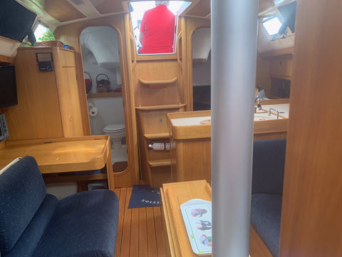 BENETEAU OCENIS 350 LOCATION SANS CAPITAINE